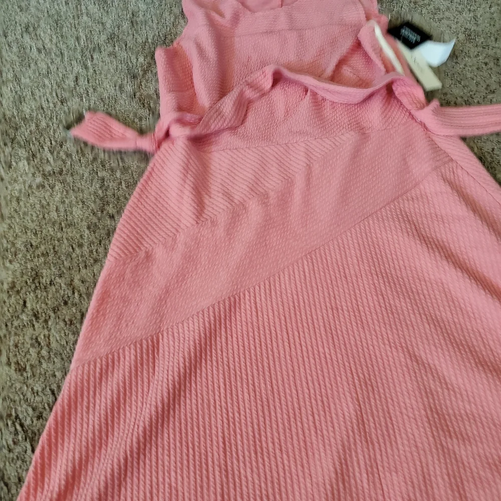 Dress - Picture 3 of 12
